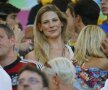 Cu zîmbetul pe buze. Sarah Brandner, 25 de ani și 1,80 înălțime, a fost bine dispusă pe tot parcursul jocului, parcă prevestind triumful "panzerelor" la finalul meciului