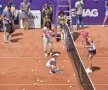 GALERIE FOTO Peste 200 de copii au jucat timp de o oră tenis cu Simona Halep la Kids Day!