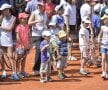 GALERIE FOTO Peste 200 de copii au jucat timp de o oră tenis cu Simona Halep la Kids Day!