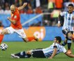 VIDEO+FOTO În ciuda Braziliei » Rivalii argentinieni înving Olanda, 4-2 la penalty-uri, şi vor juca finala cu Germania!
