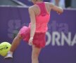 FOTO A chinuit-o un pic » Simona Halep a avut nevoie de 3 seturi pentru a o învinge pe Monica Niculescu! Mîine, finala cu Roberta Vinci