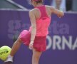FOTO Finala a 13-a pe 13! » Simona Halep s-a impus în semifinala românească de la Bucureşti. Azi joacă pentru trofeu cu Roberta Vinci