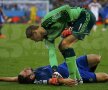 VIDEO+FOTO Kung Fu fighter » Manuel Neuer l-a lovit cu genunchiul în cap pe Gonzalo Higuain!