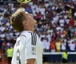 VIDEO şi FOTO Real Madrid şi-a prezentat vedeta acestei campanii de transferuri, Toni Kroos » Prima reacţie a germanului şi numărul cu care va juca