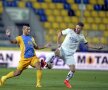 VIDEO şi FOTO Petrolul şi Rapid termină la egalitate, 0-0, iar Steaua rămîne singura echipă cu maximum de puncte
