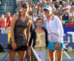 Bellis, alături de Maria Şarapova şi Daniela Hantuchova la un turneu din 2011 foto: flickr.com 