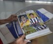 FOTO Asediul vînătorilor de autografe »	 10 suporteri ai sportului au obţinut suvenirurile mult dorite din partea roş-albaştrilor