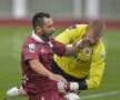 VIDEO şi FOTO Despărţire amînată » Florin Călin îi calmează pe suporteri cu un gol în prelungiri!