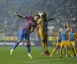 FOTO şi VIDEO Steaua învinge Petrolul cu 3-2, după un meci cu de toate! Roş-albaştrii rămîn lideri în Liga 1