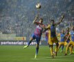 FOTO şi VIDEO Steaua învinge Petrolul cu 3-2, după un meci cu de toate! Roş-albaştrii rămîn lideri în Liga 1