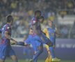 FOTO şi VIDEO Steaua învinge Petrolul cu 3-2, după un meci cu de toate! Roş-albaştrii rămîn lideri în Liga 1
