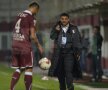 VIDEO+FOTO Prea buni şi în zece » Dinamo s-a distrat în Giuleşti, 3-0 cu Rapid, deşi a jucat aproape tot meciul în inferioritate