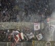 VIDEO+FOTO Prea buni şi în zece » Dinamo s-a distrat în Giuleşti, 3-0 cu Rapid, deşi a jucat aproape tot meciul în inferioritate