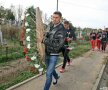 GALERIE FOTO Dinamoviştii s-au recules la mormîntul lui Cătălin Hîldan » Dănciulescu: ”În memoria «Unicului Căpitan», să umplem arena!”