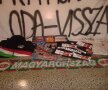 GALERIE FOTO Atenţie, UEFA! Huliganii maghiari se laudă că vin în România înarmaţi cu maşini de tocat şi cuţite!