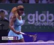 VIDEO şi FOTO Serena Williams şi-a ieşit din minţi la Turneul Campioanelor » Publicul a fost uluit de gestul americancei