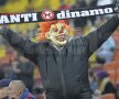 FOTO Baloane şi Charlot » Galeriile dinamoviste şi steliste s-au întrecut în coregrafii în Marele Derby