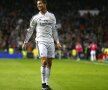 Galerie foto » Cam cît de penibilă a fost simularea lui Ronaldo?  Cele mai bune memeuri sînt aici