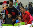 FOTO Simona Halep şi Horia Tecău, alături de copiii pasionaţi de tenis » 350 de puşti i-au «sufocat» pe cei doi tenismeni