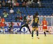 GALERIE FOTO Cît de spectaculos, dar şi cît de dur poate fi un meci de handbal! Cum au suferit fetele noastre în duelul cîştigat cu Spania, 22-20