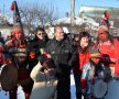 FOTO Urat şi plimbat cu sania! » Preşedintele Cornel Şfaiţer a fost sorcovit de întreaga localitate natală