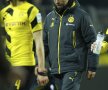 VIDEO+FOTO Scandal monstru la Dortmund » Roman Weidenfeller şi Mats Hummels au fost băgaţi în şedinţă de ultraşi după eşecul cu Augsburg