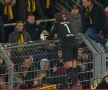 VIDEO+FOTO Scandal monstru la Dortmund » Roman Weidenfeller şi Mats Hummels au fost băgaţi în şedinţă de ultraşi după eşecul cu Augsburg