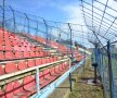 FOTO Şmotru » Aici se va juca derby-ul Craiova - Steaua de mîine! ”Extensivul” are alura unui stadion de divizie inferioară