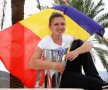 Simona Halep, tricolorul şi trofeul de la Indian Wells, pe care nu l-a putut ridica // Foto: Guliver/GettyImages