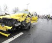 FOTO Au ratat Euro, dar au driblat moartea! » Trei jucători greci au fost implicaţi într-un accident mortal în drum spre aeroport