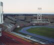 Stadionum Mmabatho din Africa de Sud a fost construit în 1981 de un arhitect rus. Tribunele în formă de romb au o capacitate de aproape 60000 de locuri. 