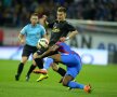 FOTO Un jucător de la ASA a evoluat fără emblemă pe piept în meciul cu Steaua