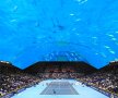 GALERIE FOTO Invovația începutului de secol » Imagini incredibile: unde se va juca tenis în Dubai