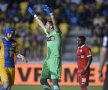 VIDEO+FOTO Revanşa "Puriului" » Dinamo s-a distrat pe "Ilie Oană": 3-0 cu Petrolul