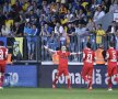VIDEO+FOTO Revanşa "Puriului" » Dinamo s-a distrat pe "Ilie Oană": 3-0 cu Petrolul