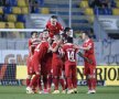 VIDEO+FOTO Revanşa "Puriului" » Dinamo s-a distrat pe "Ilie Oană": 3-0 cu Petrolul