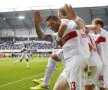 VIDEO Eroul ”şvabilor” » Maxim a pasat decisiv la golul care a salvat-o pe Stuttgart de la retrogradare