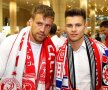 FOTO Pintilii și Bumba, primiți ca niște campioni de fanii lui Hapoel Tel Aviv