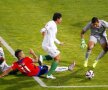 FOTO Super eroii Alexis Sanchez și Arturo Vidal »  Cum s-au transformat zidurile din Santiago de Chile pentru Copa America :D