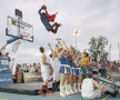 GALERIE FOTO Superman a zburat spre inelul de baschet » A fost show total în week-end la Bucureşi!