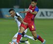 VIDEO+FOTO » Astra - Steaua 2-0 » Roş-albaştrii învinşi de jucătorii pe care i-a dorit în această vară: Alibec şi Budescu! 