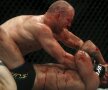 BAIE DE SÎNGE. Așa arată o înfruntare Brazilia - SUA într-un meci de MMA. Fără pase cu călcîiul, fără alte "floricele". foto: reuters