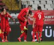 FOTO și VIDEO Atacanţii lui Dinamo şi-au făcut treaba şi au învins Petrolul, scor 2-0 » Essombe, gol la debut