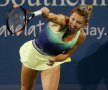 Simona Halep a avut aseară 18 lovituri cîştigătoare, faţă de cele 44 ale Serenei Williams // Foto: AFP