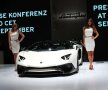 CORESPONDENȚĂ GSP » Motoare puternice și femei frumoase » O galerie foto spectaculoasă de la Salonul Auto de la Frankfurt