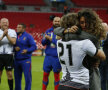 VIDEO+FOTO Corespondență din Londra » Florin Surugiu şi-a cerut prietena în căsătorie pe stadionul Wembley, după meciul cu Irlanda: "Yes, I do!"