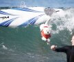 Există un campionat de surf pentru cîini și tocmai a avut loc în California. Cineva a abandonat barca devreme, foto: reuters