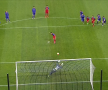 FOTO Asemănări incredibile la cele două penalty-uri ratate de Stanciu! Găsiți 5 diferențe!  :) 