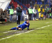 STEAUA-VALENCIA, 2005. Rîul, ramul... Mai mult rîul. Di Vaio a ratat penaltyul decisiv din Steaua-Valencia. Bucuria a acoperit noroiul din Ghencea