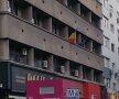 Incendiu în București » Un apartament dintr-un bloc din Piața Romană a luat foc